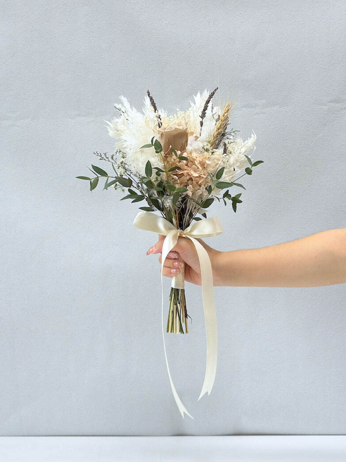 Breezy Bayfront Bridesmaid Bouquet (Khaki)