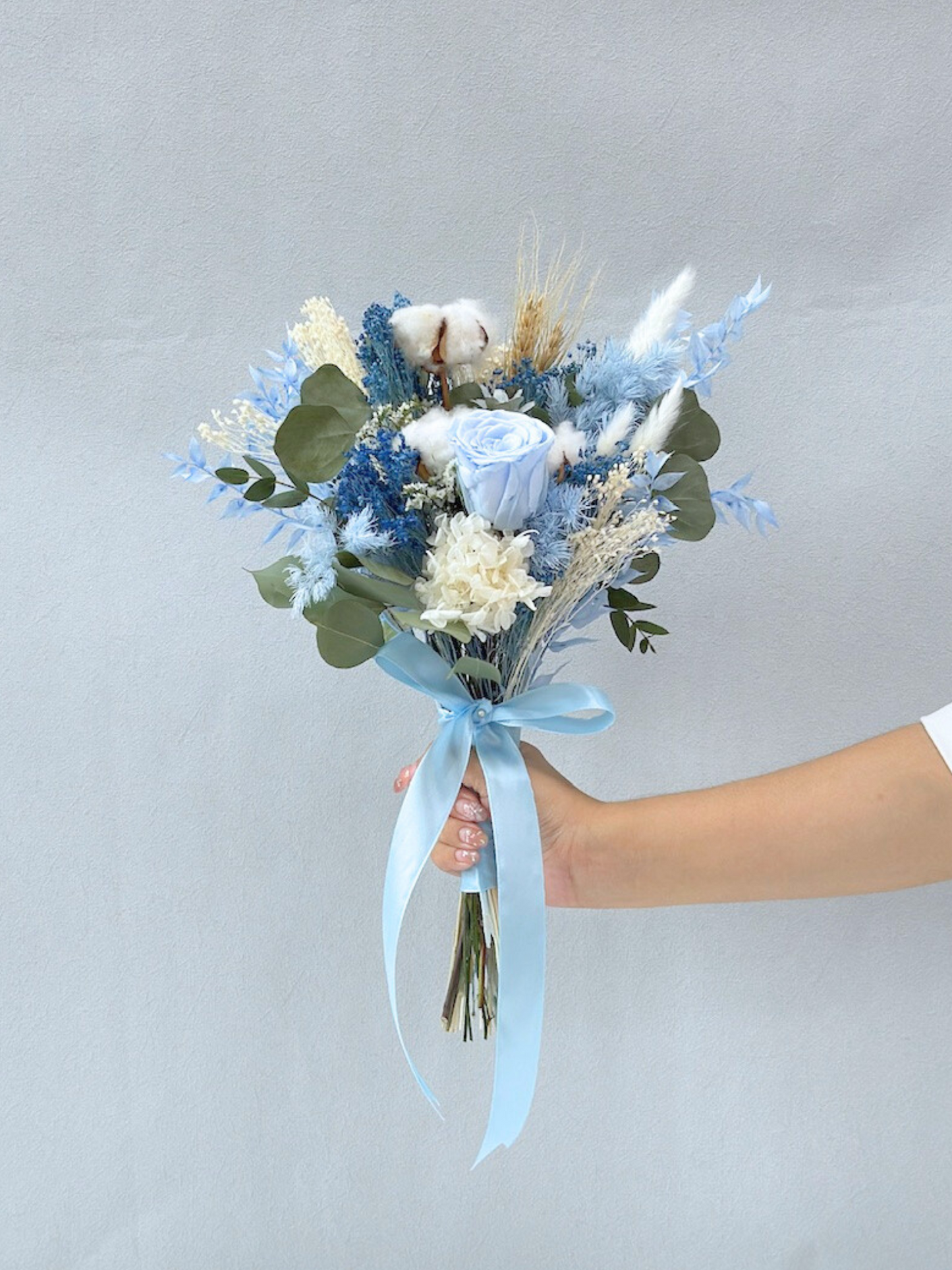 Breezy Bayfront Frontal Bridal Bouquet (Blue)