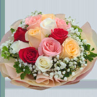 12 Mixed Roses Handbouquet