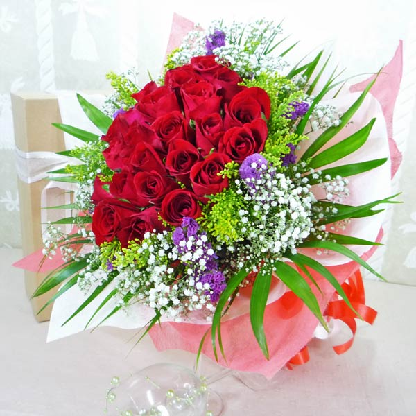 24 Red Roses Handbouquet