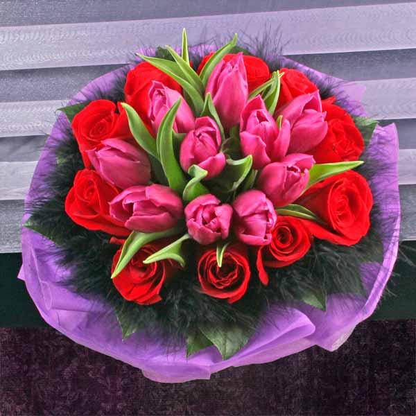 10 Purple Tulips & 10 Red Roses Hand Bouquet