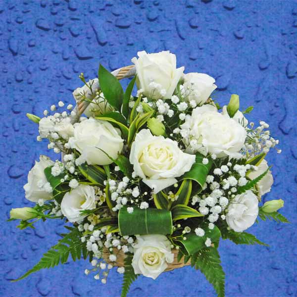 12 White Roses Small Table Arrangement