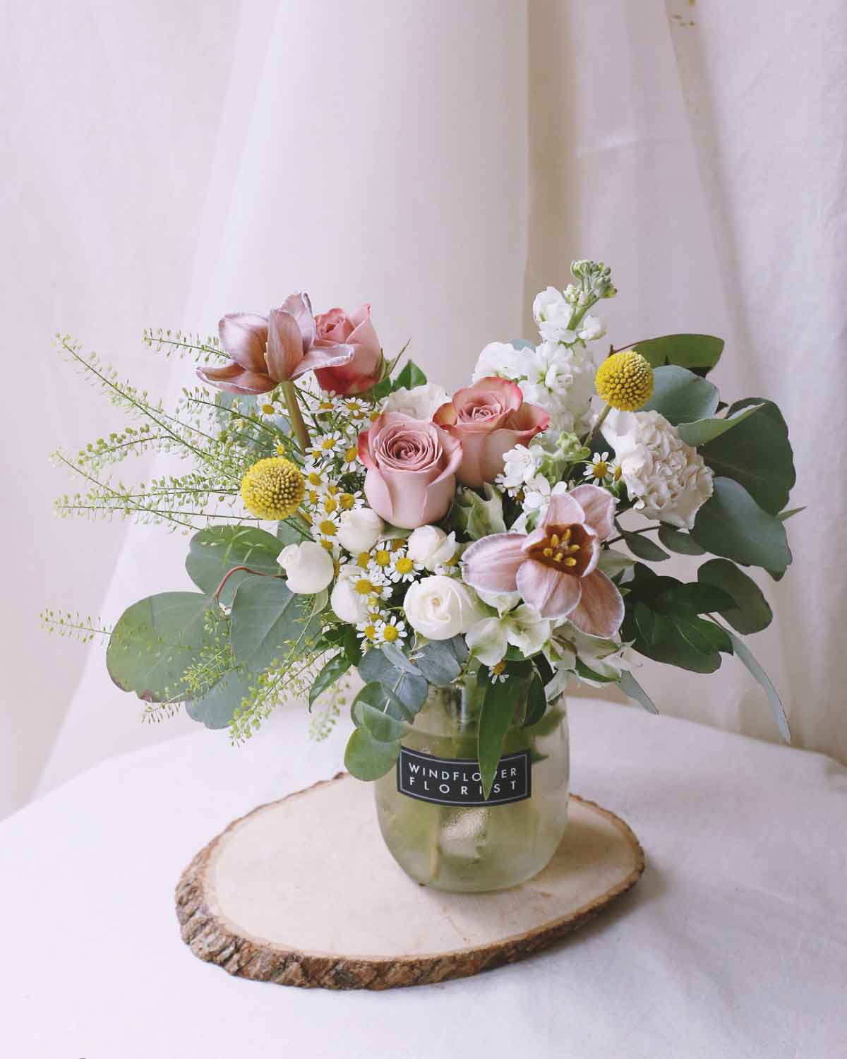 Cappuccino Roses Jar