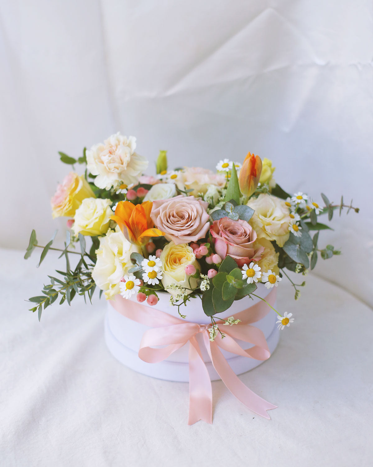 Cappuccino Rose And Tulips Flower Box