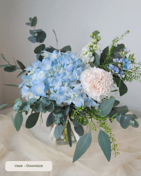 Helix Hydrangea Blue Vase