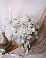 Luna Istana Round Bridal Bouquet